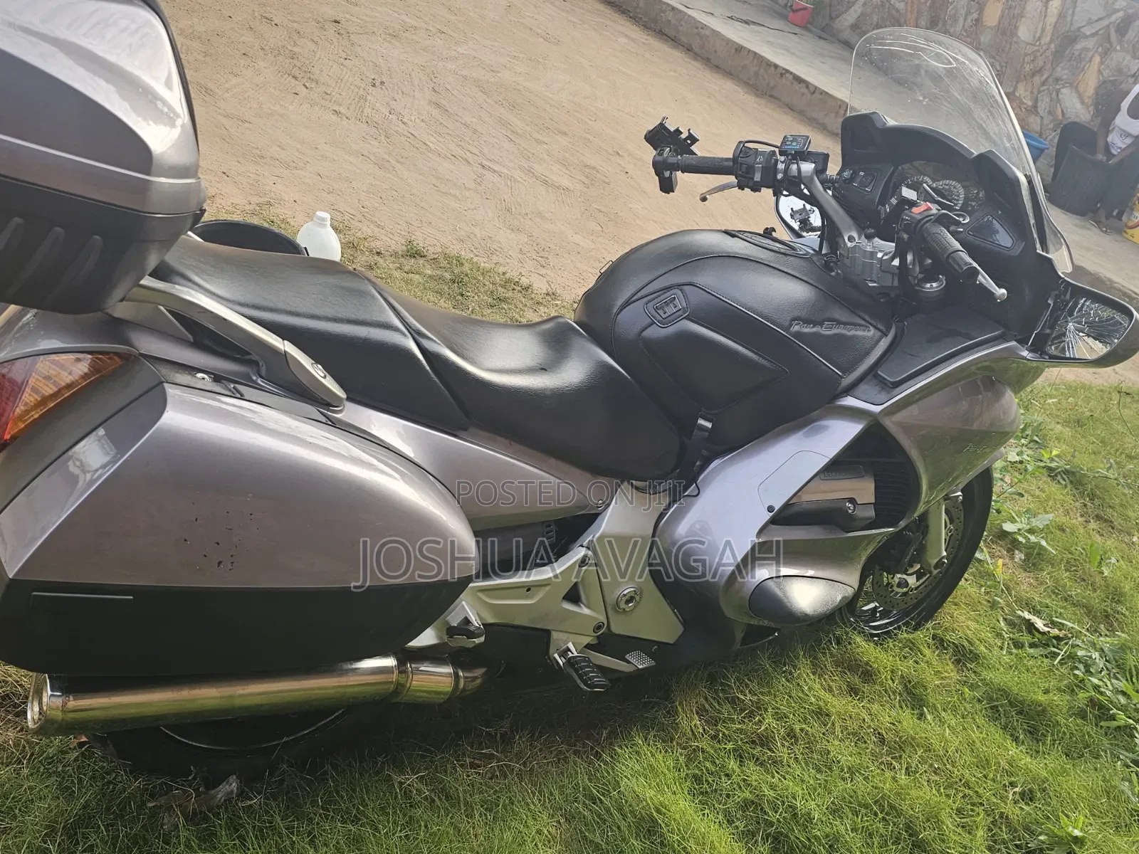 Honda 2016 Gray