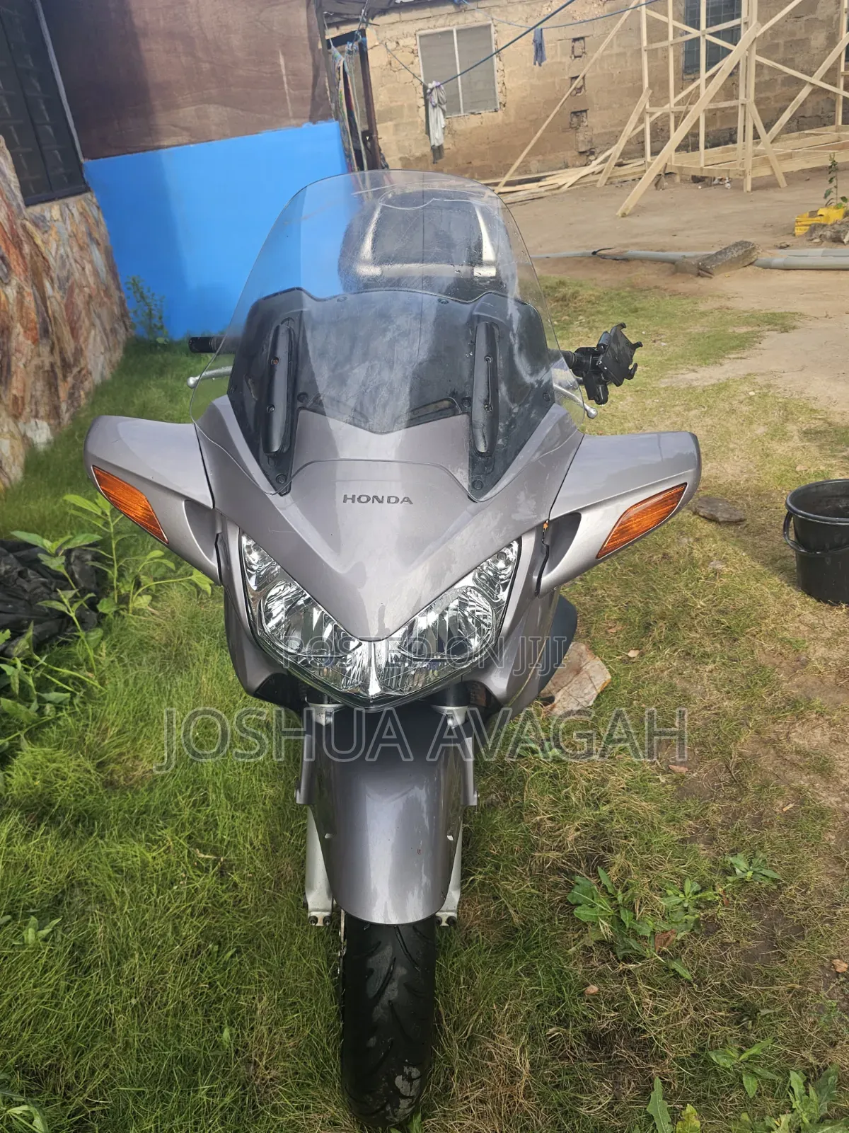 Honda 2016 Gray
