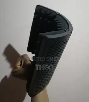 Microphone Isolation Shield