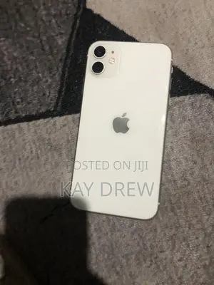 Apple iPhone 11 64 GB White