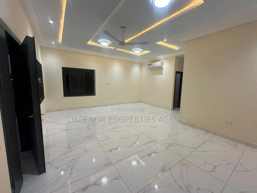 3bdrm House in Tema Com25 for rent