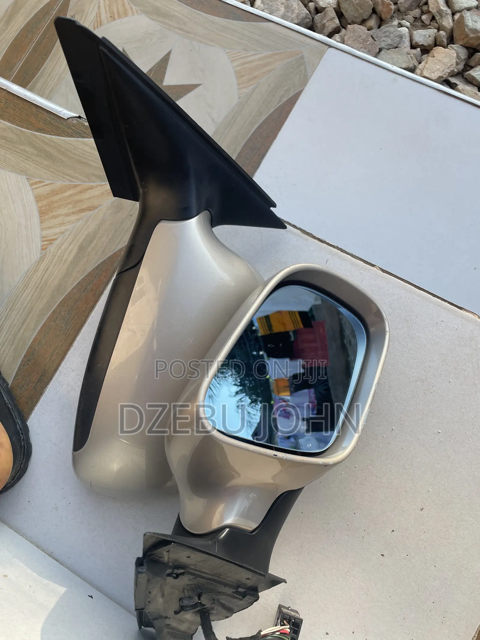 Golf 4 and Jetta 4 Driving Mirror Available