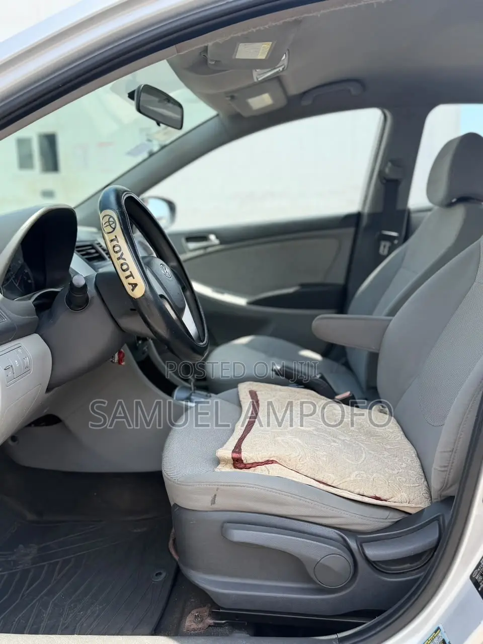 Hyundai Accent 2012 Gray
