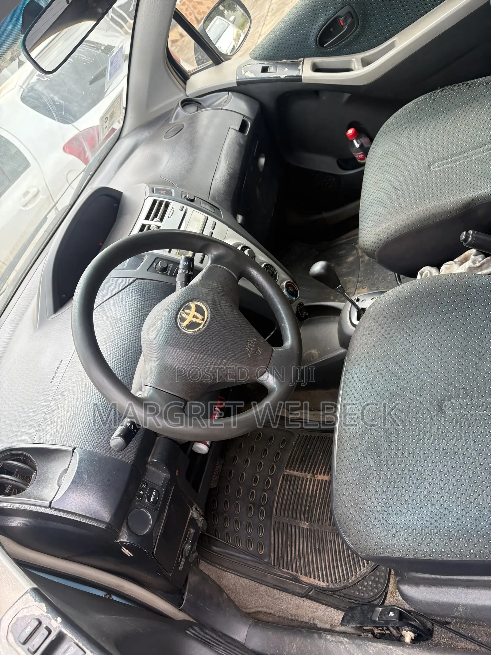 Toyota Vitz 1.5 FWD 3dr 2010 Blue