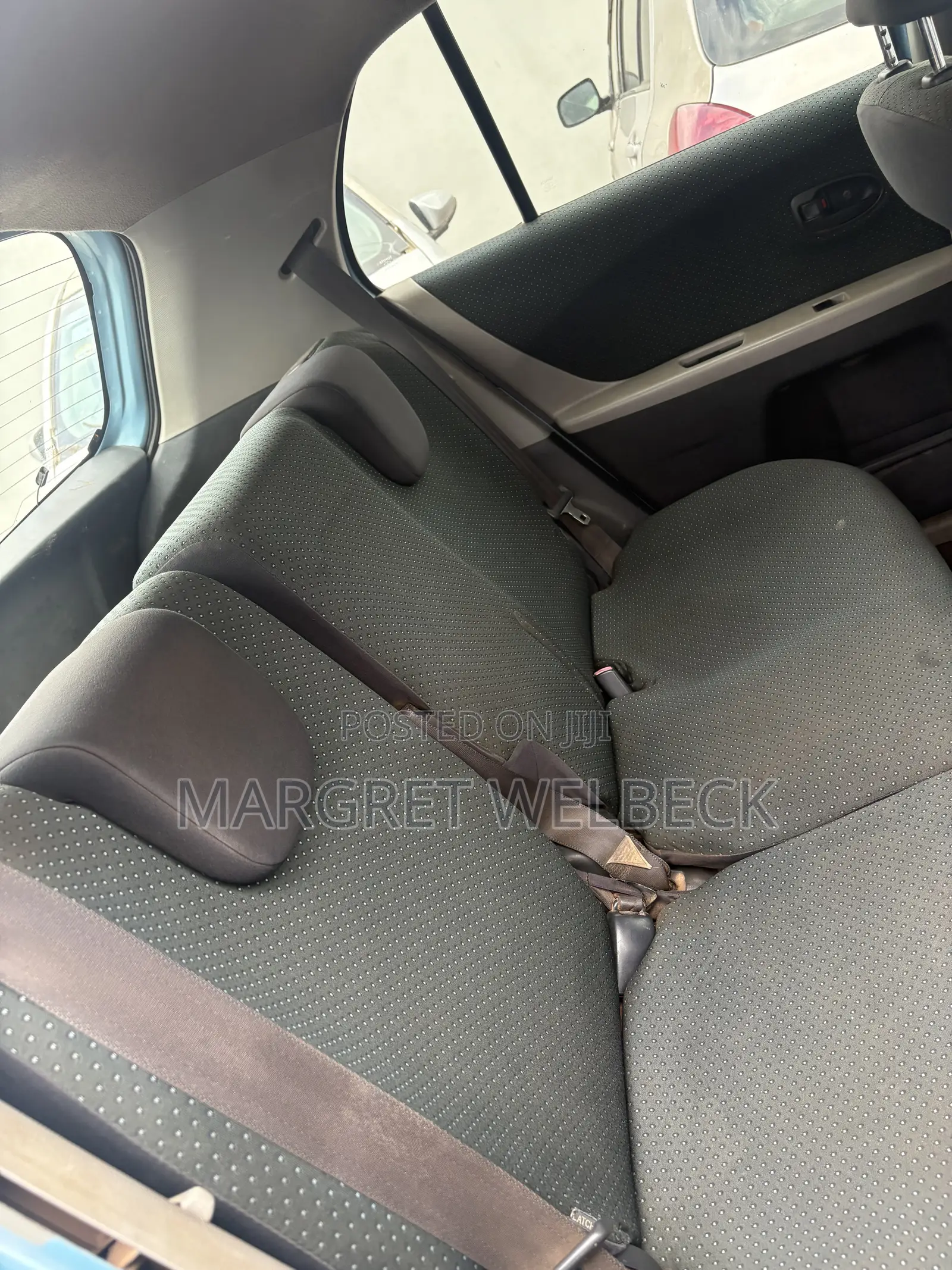 Toyota Vitz 1.5 FWD 3dr 2010 Blue