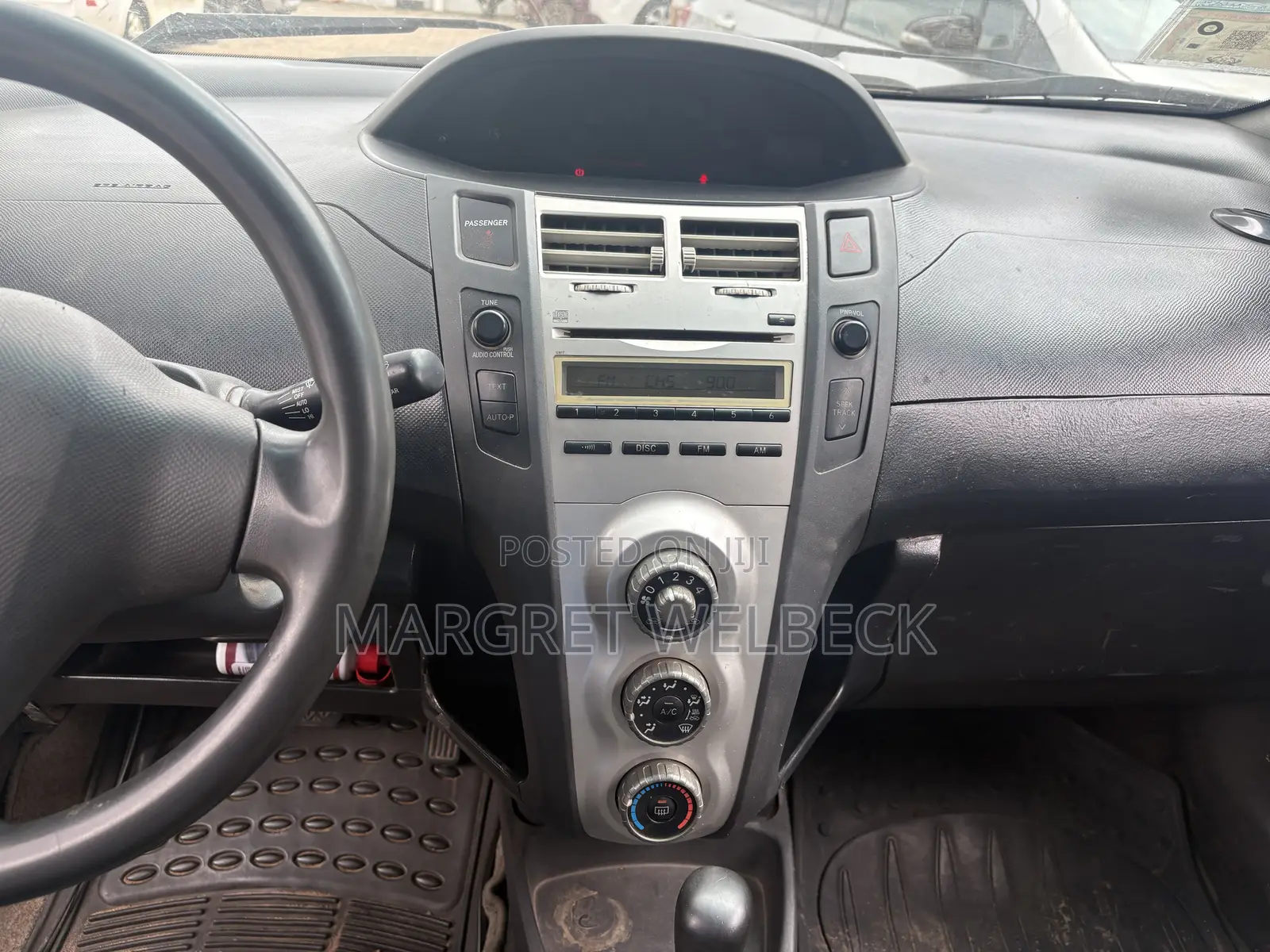 Toyota Vitz 1.5 FWD 3dr 2010 Blue