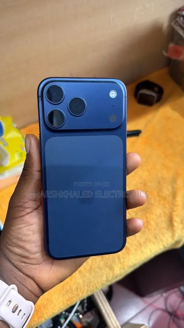 Apple iPhone 17 Pro Max 256 GB Blue