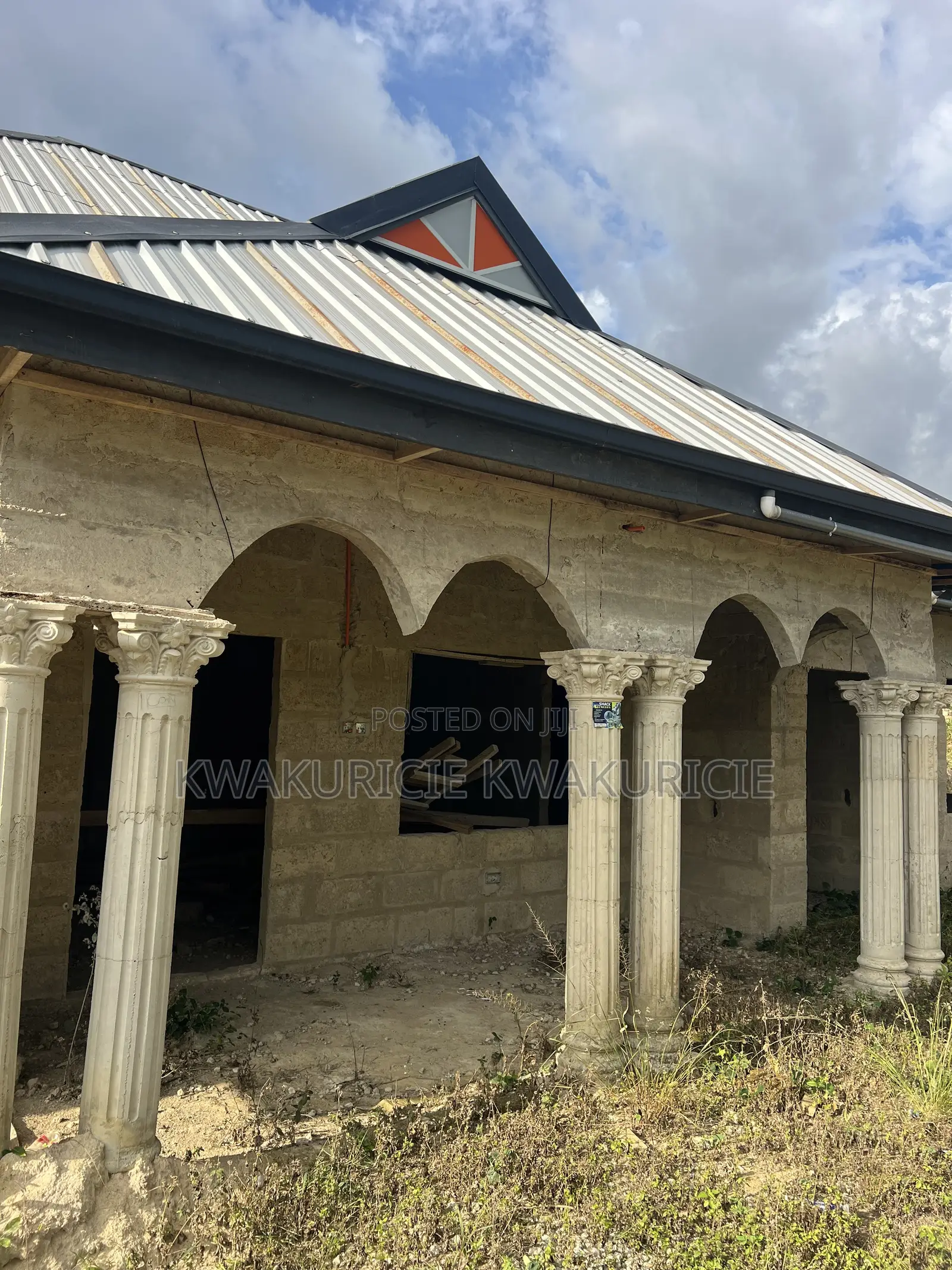 4bdrm House in Assin North Municipal for sale