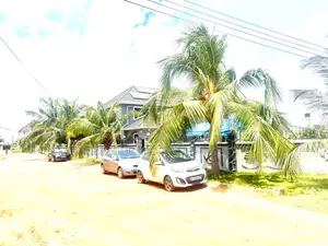 Furnished 5bdrm House in Tema Com25 for rent