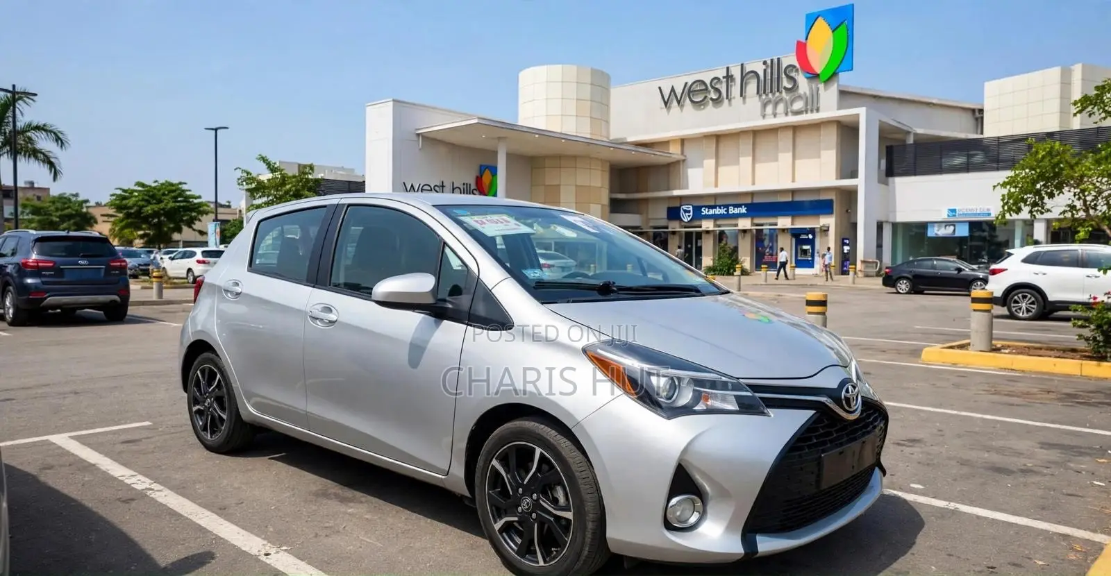 Toyota Yaris SE Hatchback 5dr 2015 Silver
