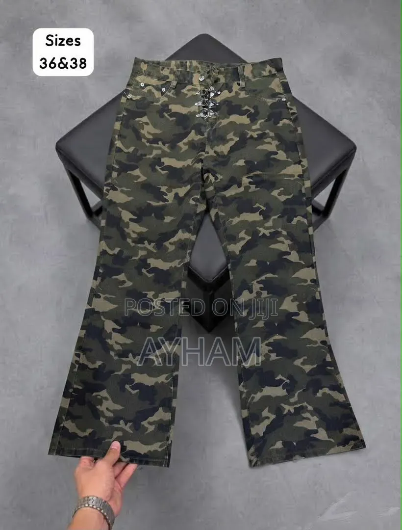 Camo Baggy Jeans