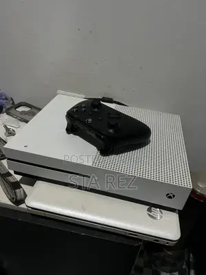 Xbox One S