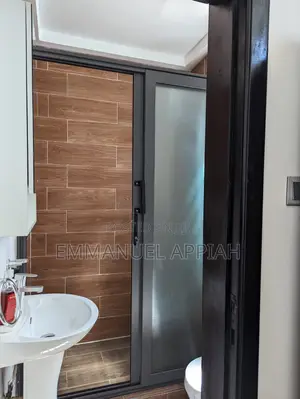 3bdrm Duplex in School Junction, Accra Metropolitan for rent