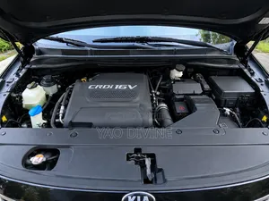 Kia Carnival 2016 Black