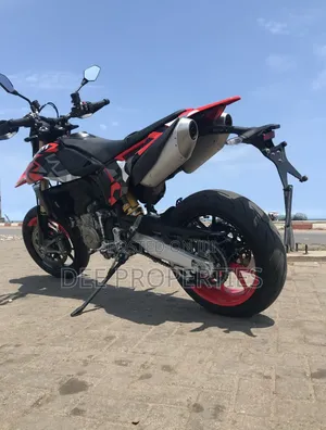 Ducati Hypermotard 950 RVE 2024