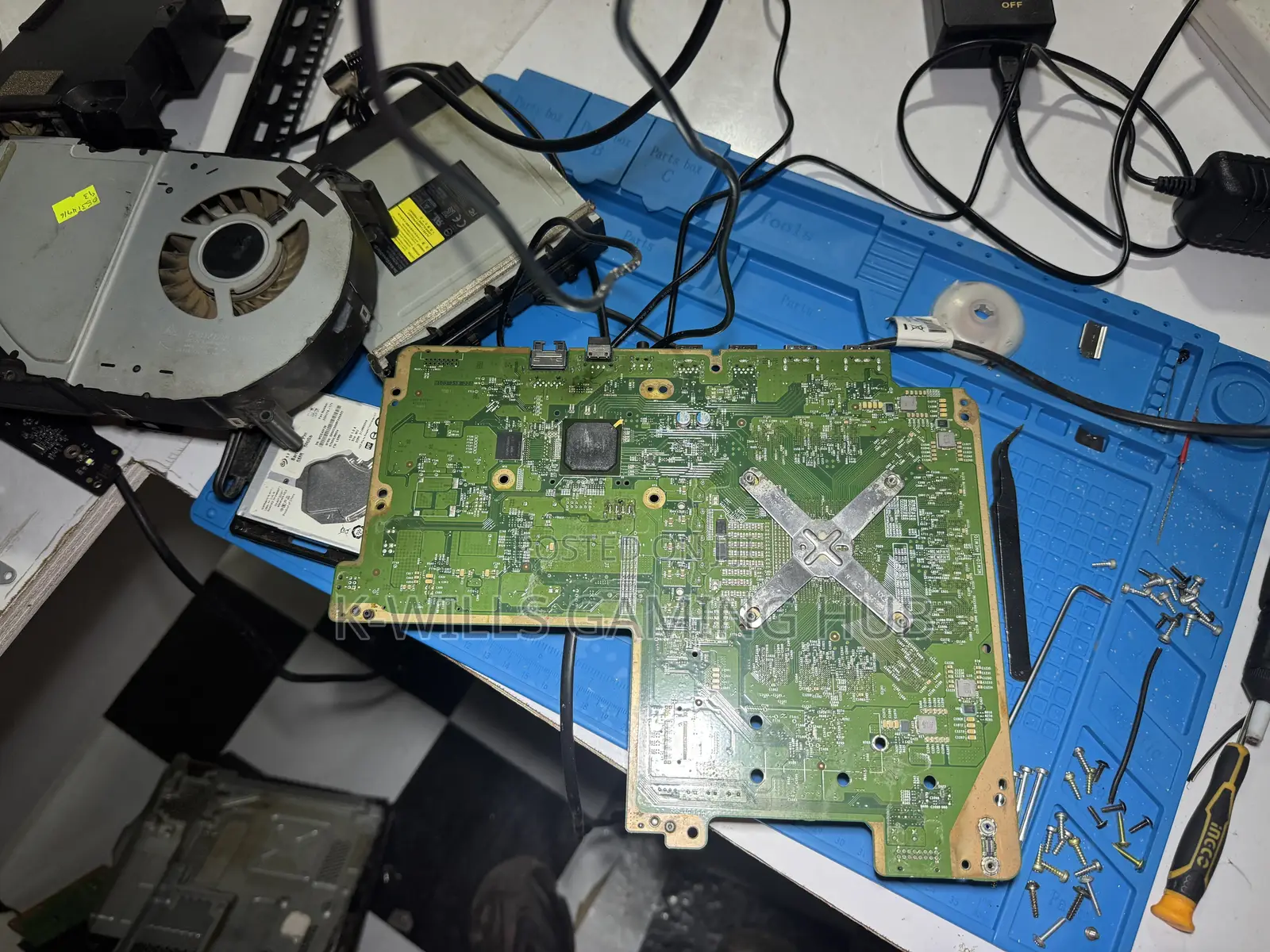 Gaming Consoles Repair Specialist ( Ps5/Ps4/Xbox Series/Xbox One)