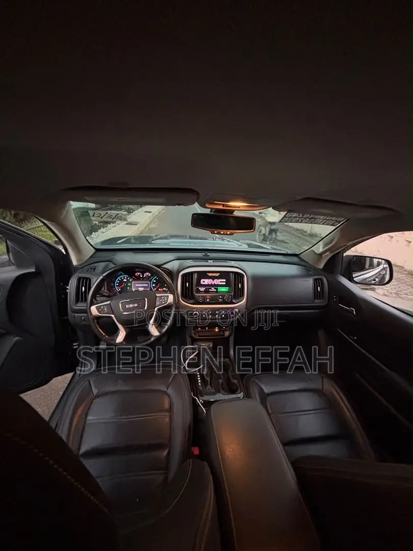 GMC Canyon 2021 Gray