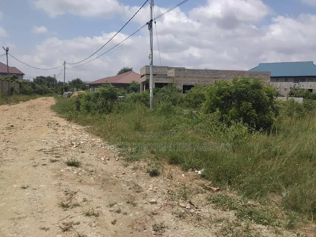2Plot of Land for Sale at Com25 Annext