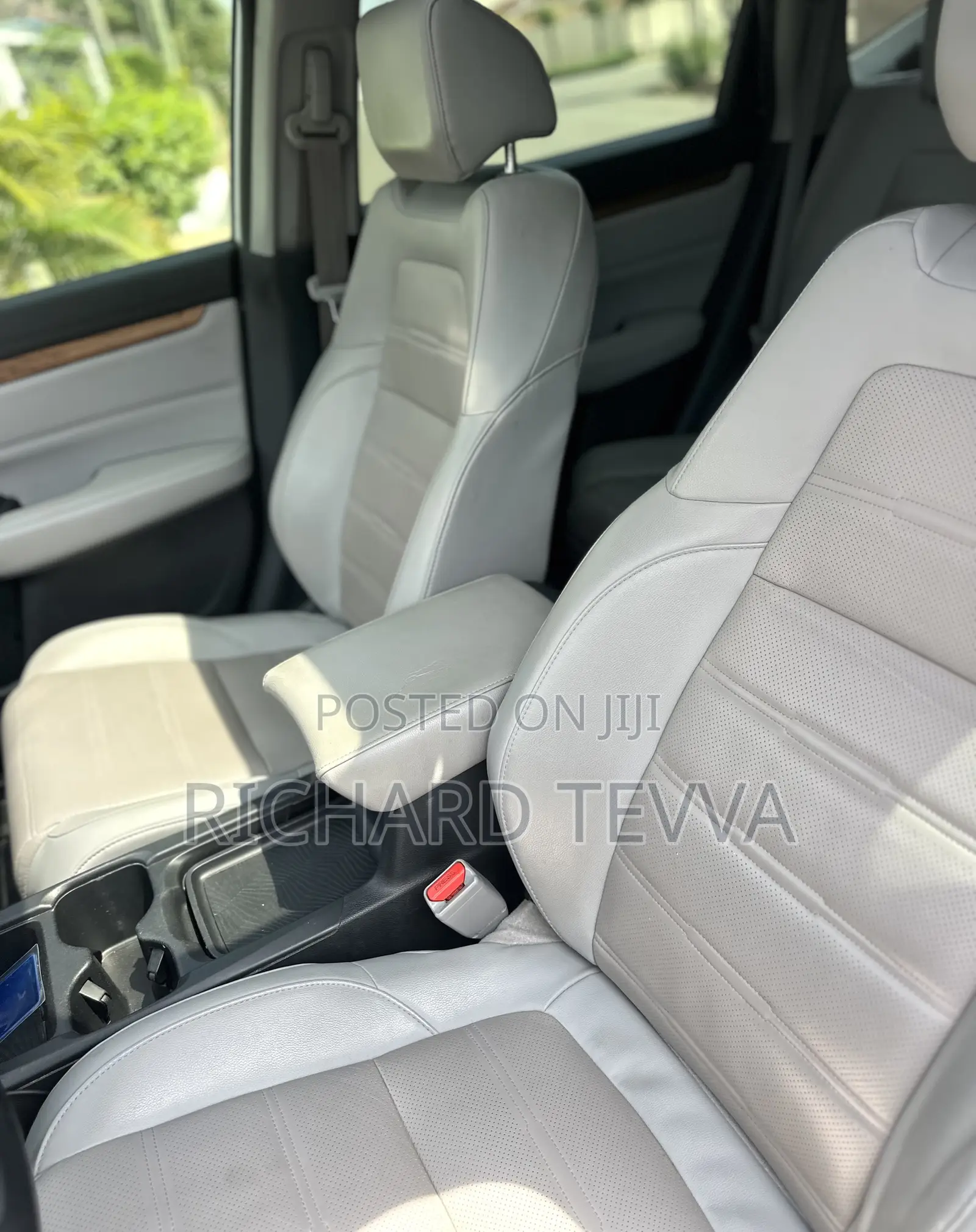 Honda CR-V Touring 4dr SUV AWD (1.5L 4cyl CVT) 2017 Silver