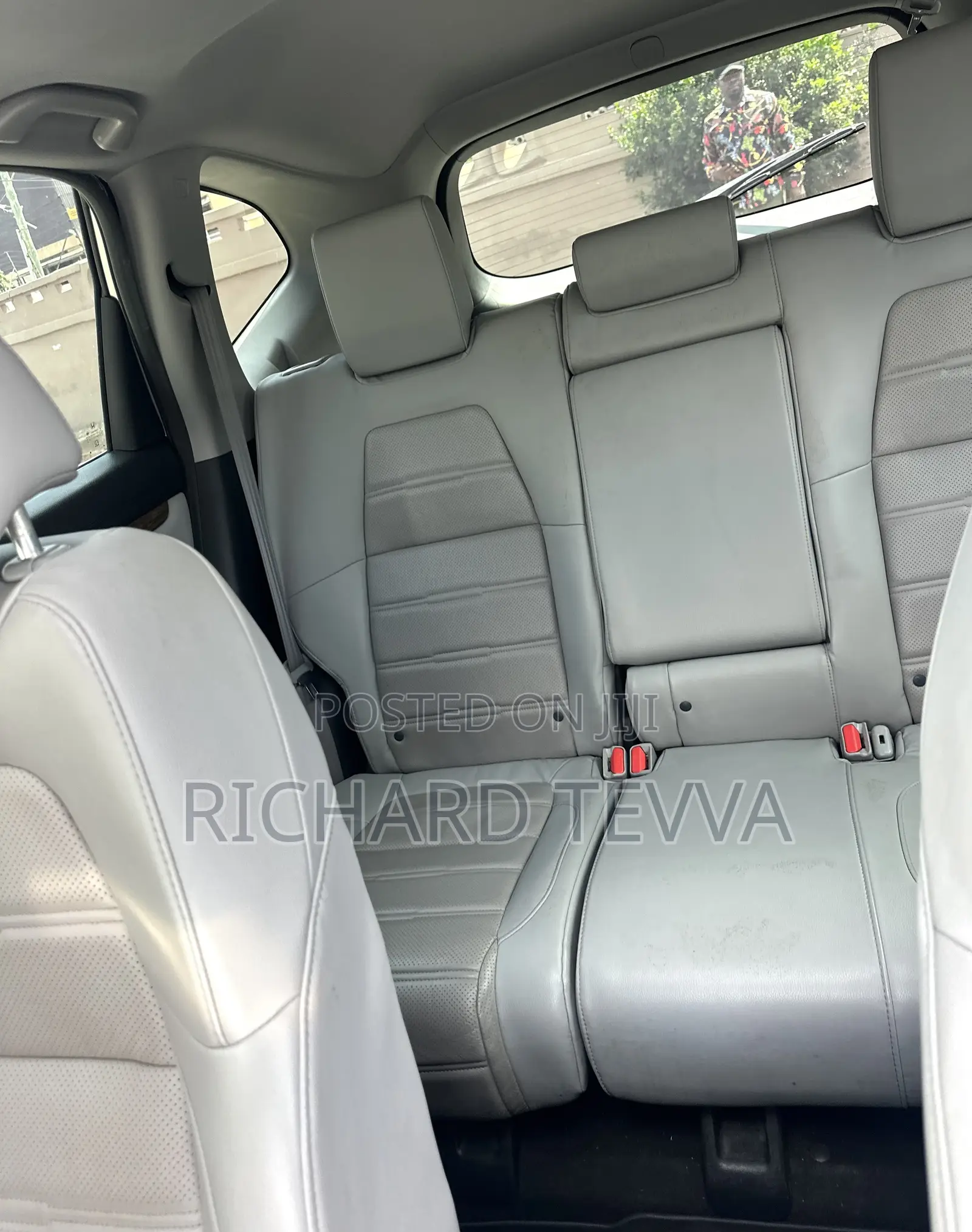 Honda CR-V Touring 4dr SUV AWD (1.5L 4cyl CVT) 2017 Silver