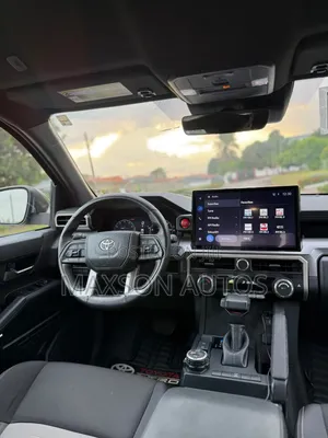 Toyota Tacoma 2025 Green