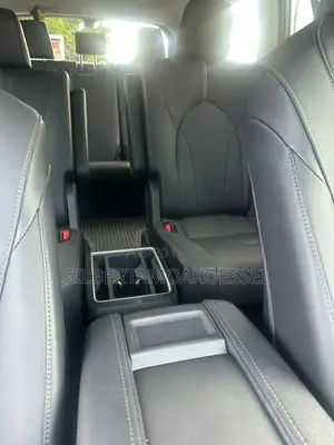 Toyota Highlander 2026 Gray