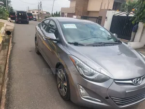 Hyundai Elantra 2016 Gray