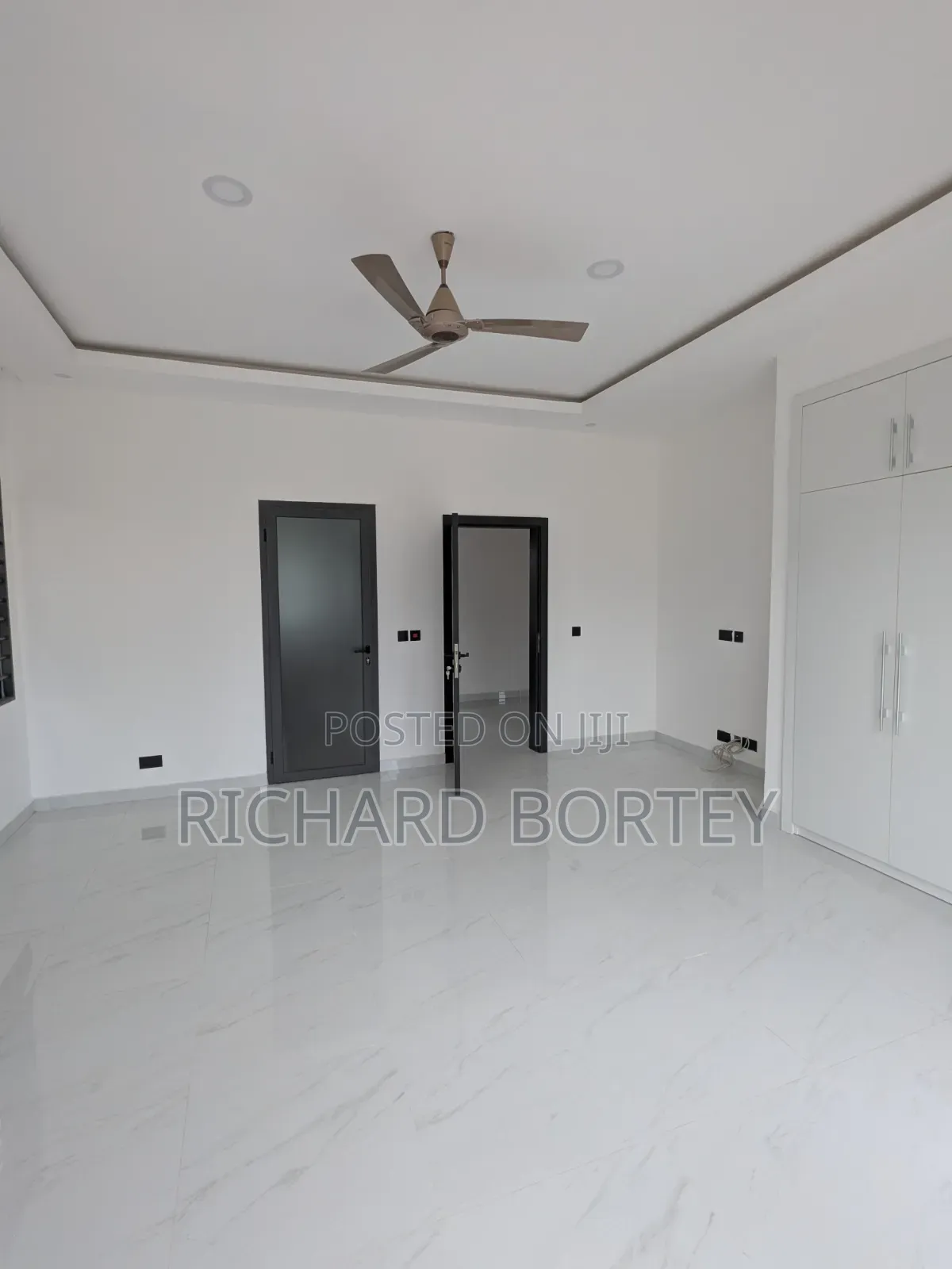 3bdrm House in Baatsona Total for rent