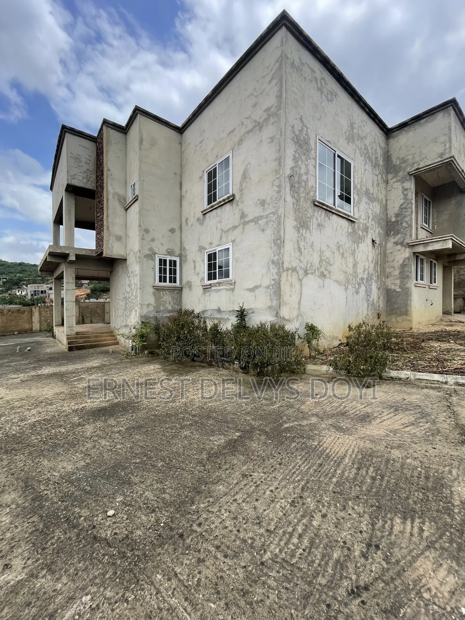 4bdrm Mansion in Abokobi Hills, Ga East Municipal for sale