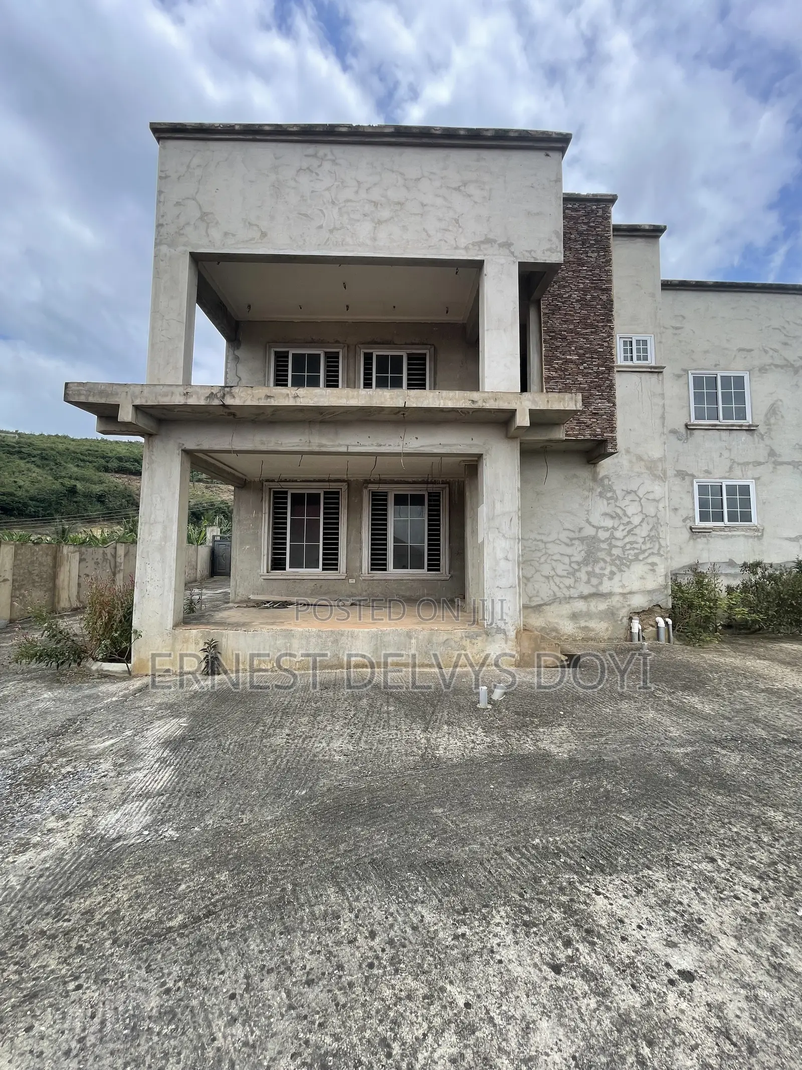 4bdrm Mansion in Abokobi Hills, Ga East Municipal for sale