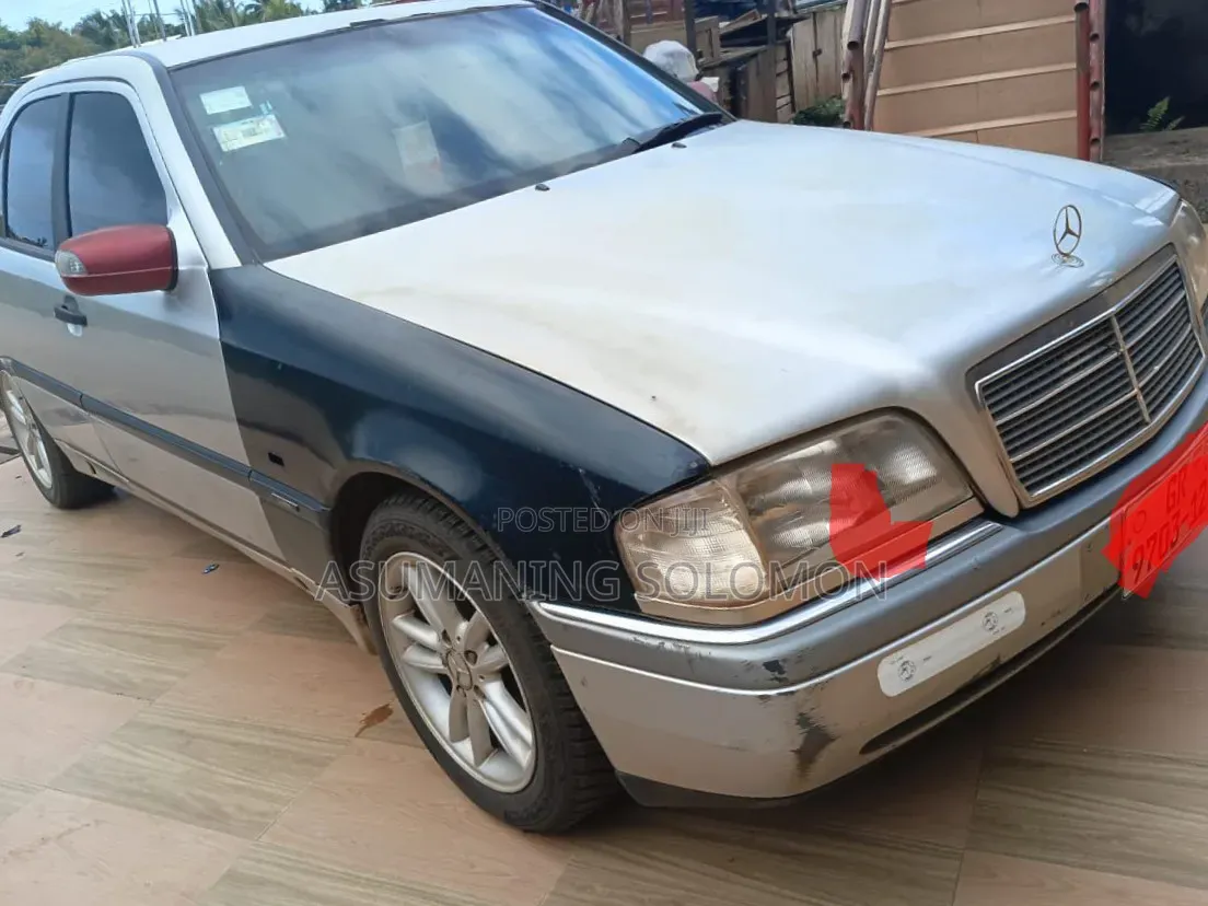 Mercedes-Benz C180 2002 Silver