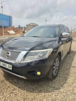 Nissan Pathfinder 2014 Black
