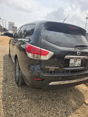 Nissan Pathfinder 2014 Black