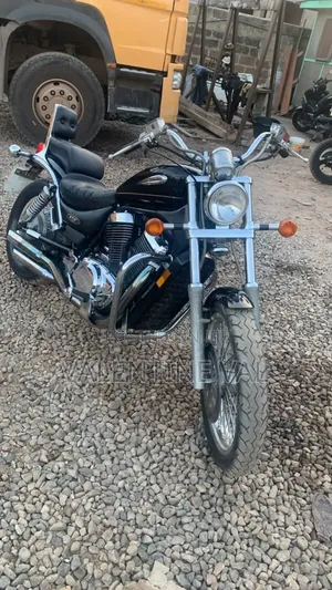 Suzuki Intruder 2008 Black