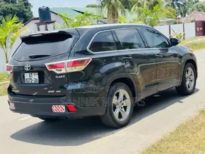 Toyota Highlander Limited 4x4 V6 (3.5L 6cyl 8A) 2017 Black