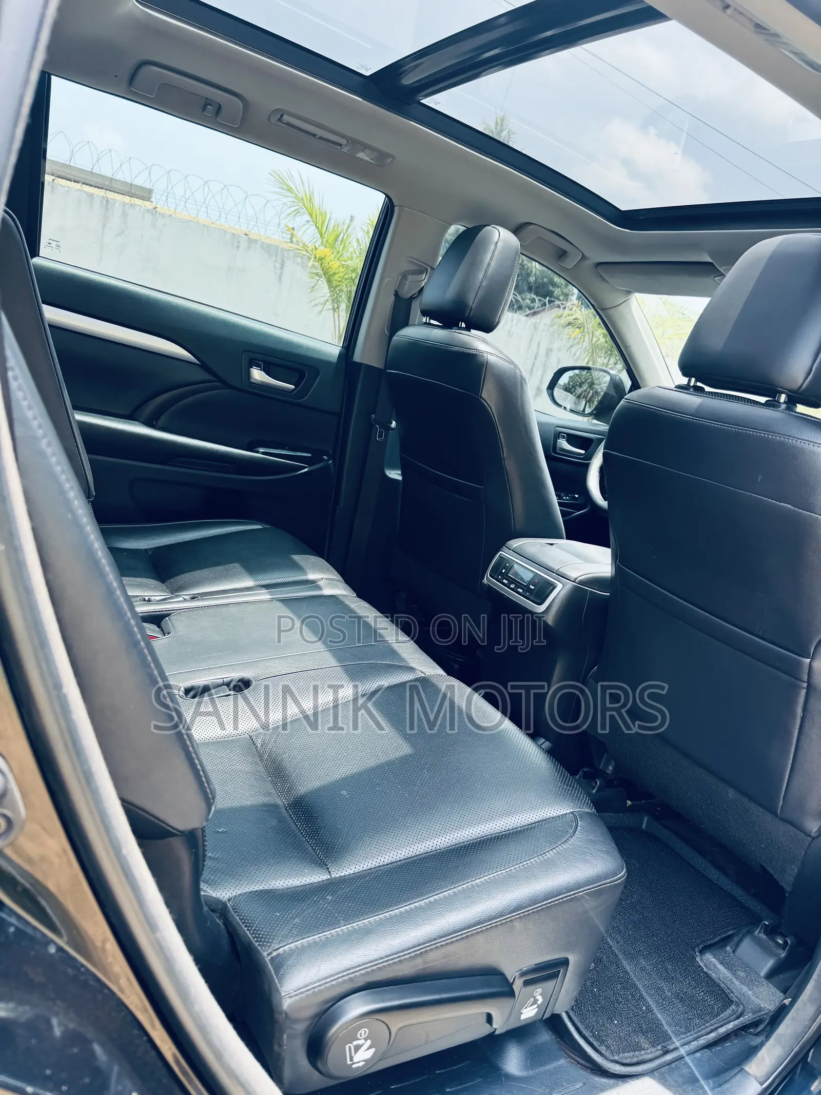 Toyota Highlander Limited 4x4 V6 (3.5L 6cyl 8A) 2017 Black