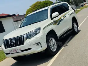 Toyota Land Cruiser Prado 2.7 2019 White