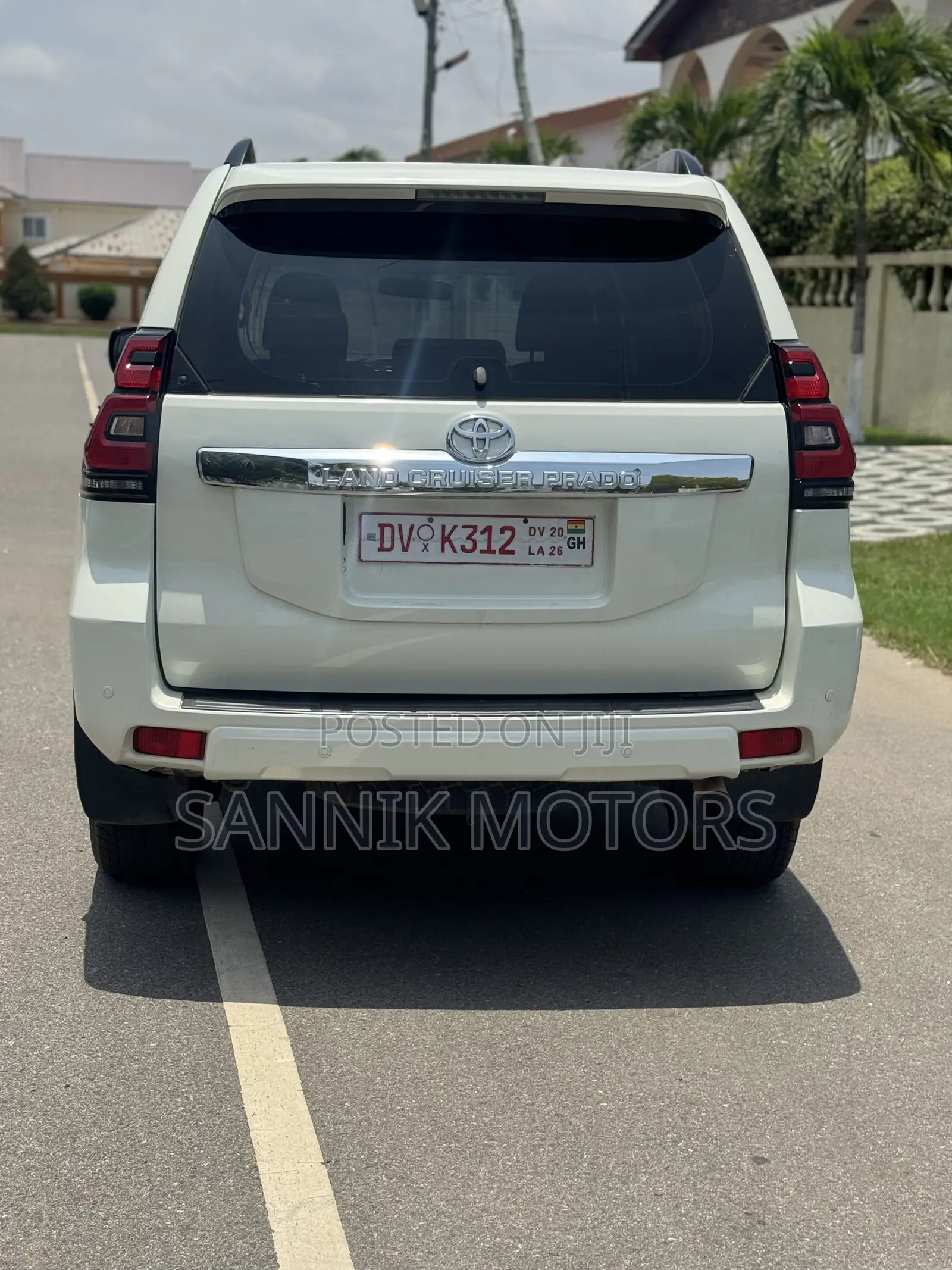 Toyota Land Cruiser Prado 2.7 2019 White