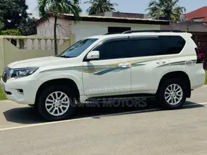 Toyota Land Cruiser Prado 2.7 2019 White