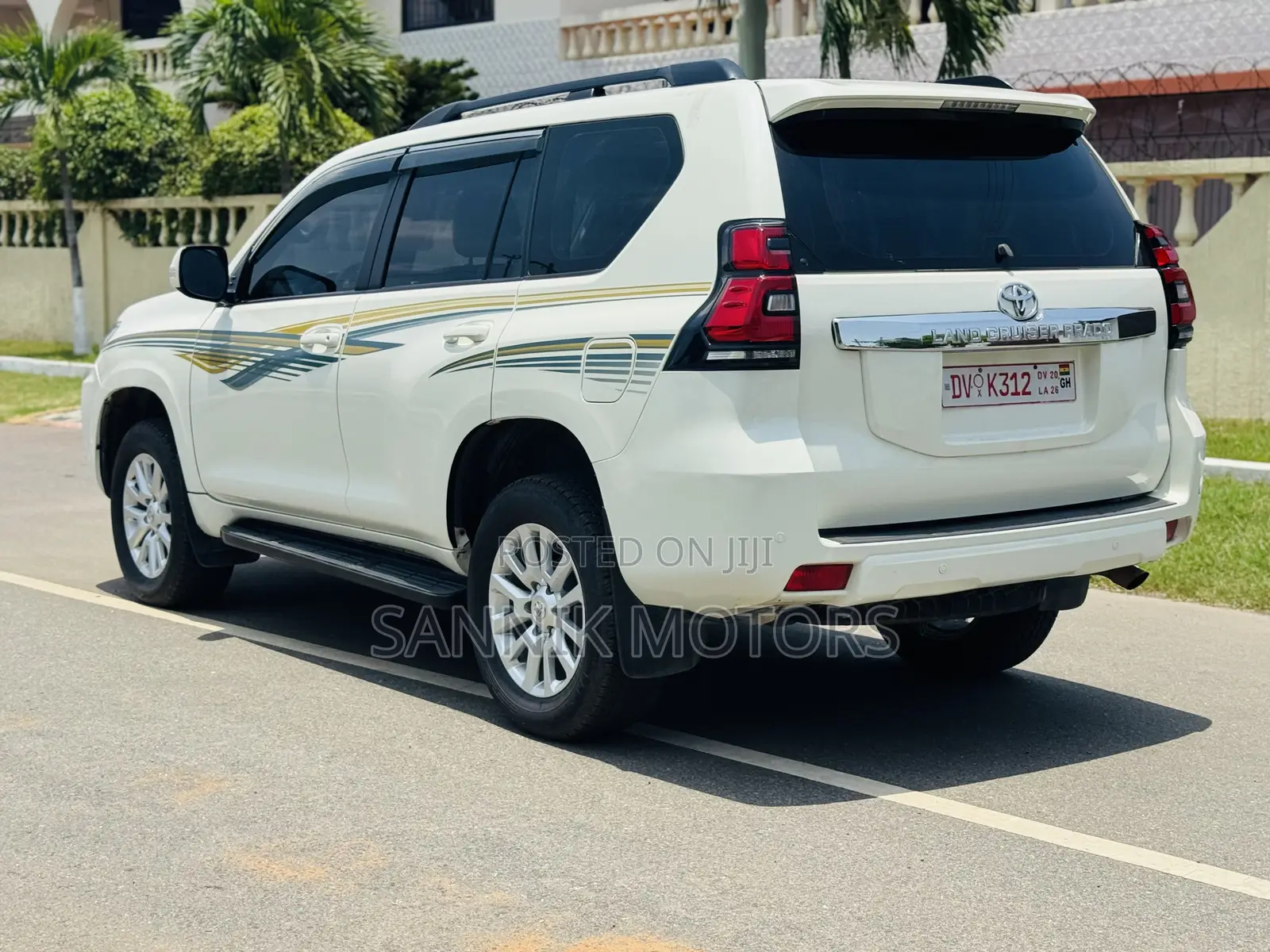 Toyota Land Cruiser Prado 2.7 2019 White