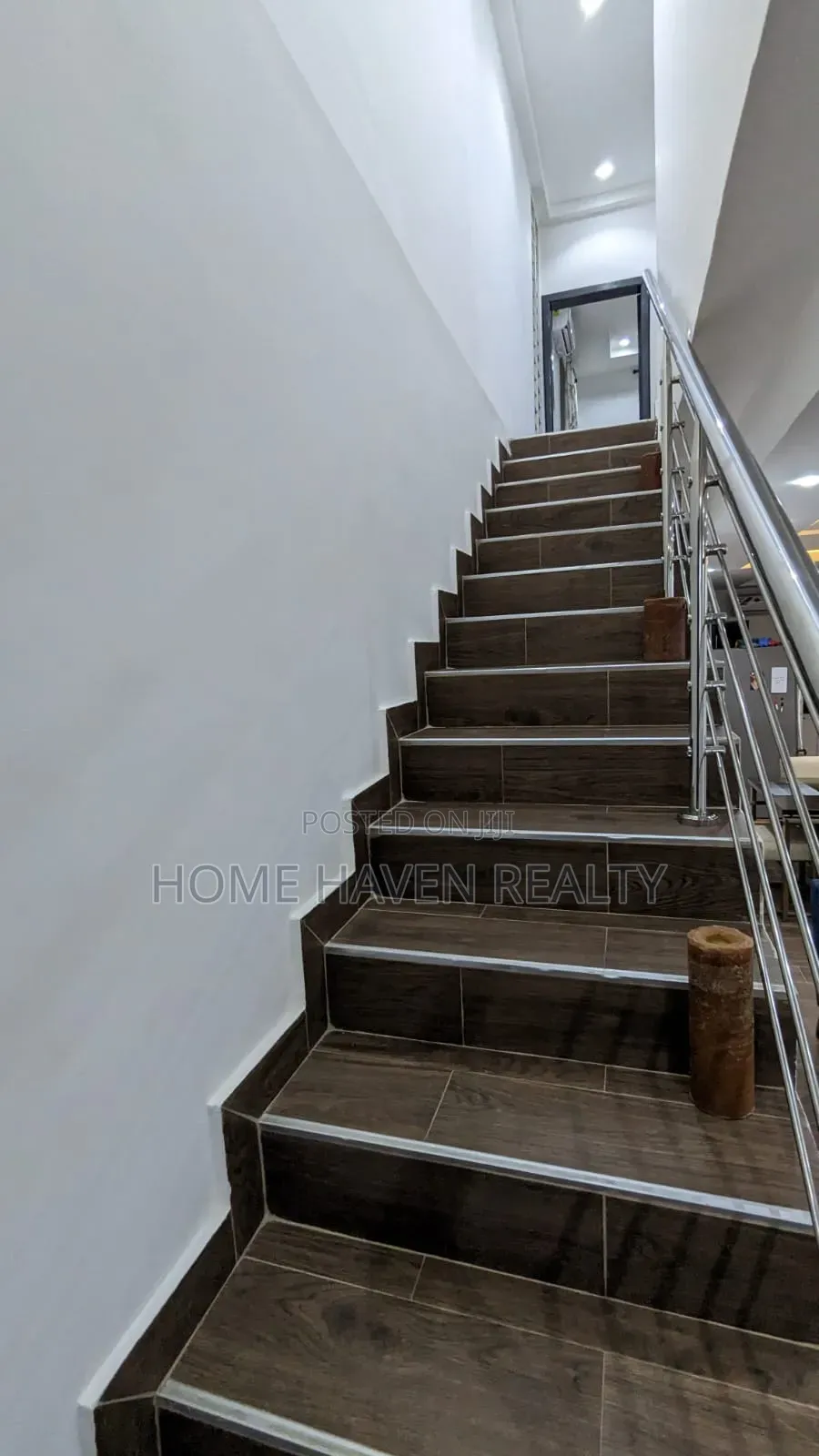 3bdrm House in Ashaley Botwe, School Junction for sale