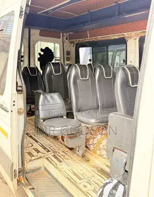 Mercedes-Benz Sprinter 2005 Yellow