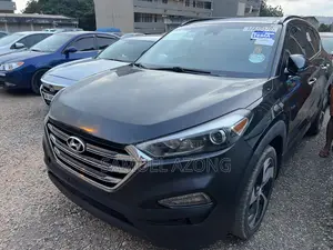 Hyundai Tucson Limited AWD 2016 Black
