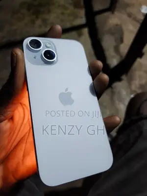 Apple iPhone 15 128 GB White