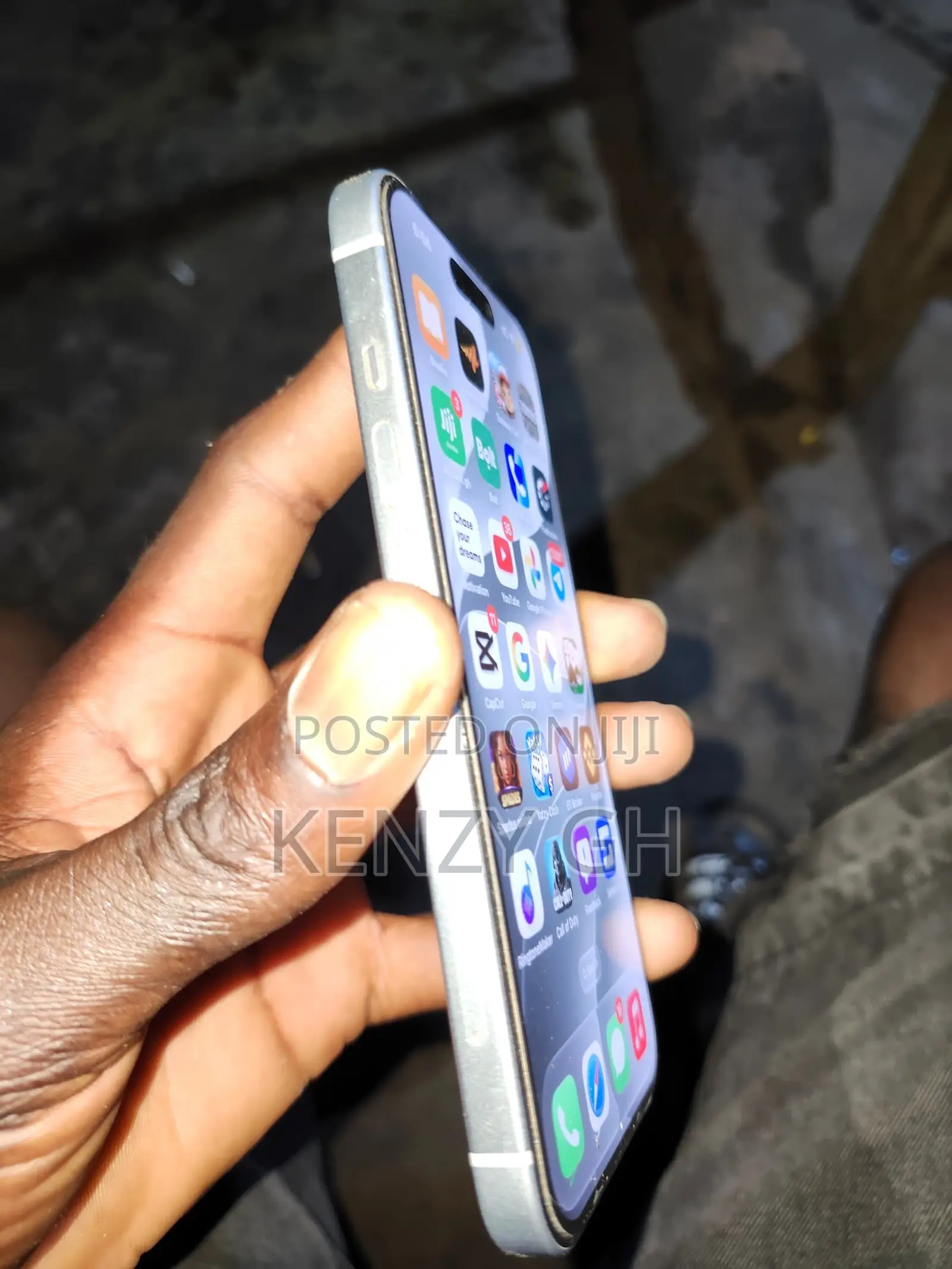 Apple iPhone 15 128 GB White