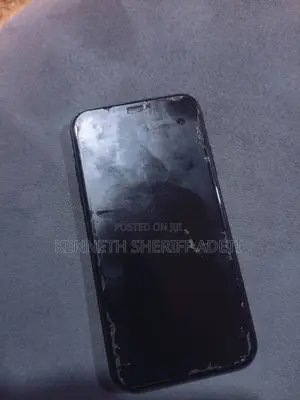 Apple iPhone XR 64 GB Black