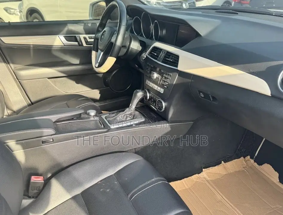 Mercedes-Benz C250 2014 White