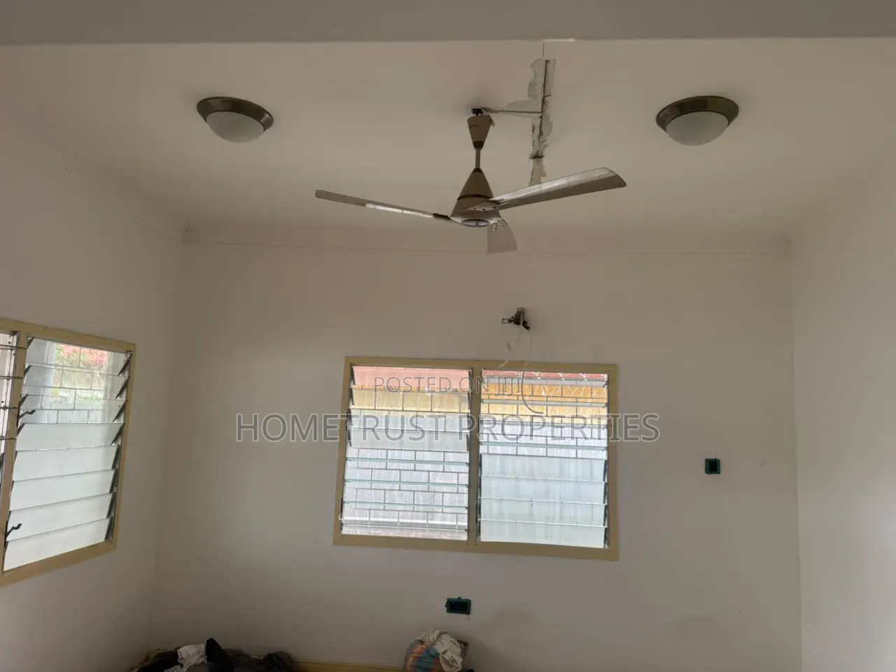 5bdrm House in Achimota Cfc, Mile 7 for rent
