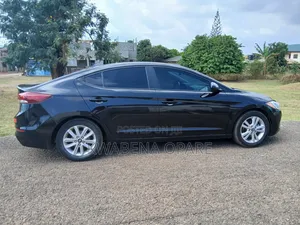 Hyundai Elantra Value Edition Sedan FWD (2.0L 4cyl 6A) 2017 Black