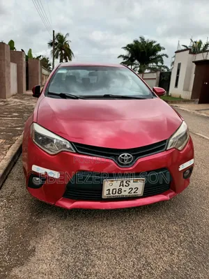 Toyota Corolla 2015 Red